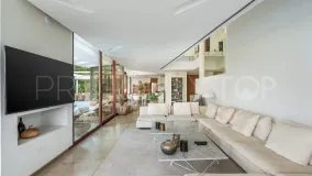 Villa a la venta en Nueva Andalucia