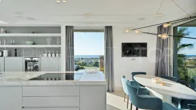 Comprar villa en Nueva Andalucia de 5 dormitorios