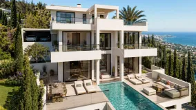 Villa a la venta en Benalmadena de 6 dormitorios