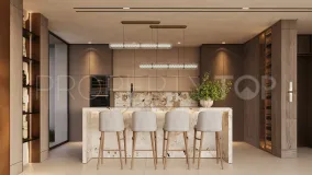 For sale villa in Nueva Andalucia