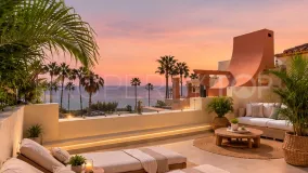 Garden Beach town house for sale