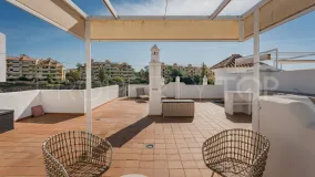 Estepona, atico duplex con 2 dormitorios en venta
