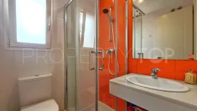 Se vende apartamento en Estepona Oeste con 4 dormitorios