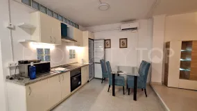 Buy house with 4 bedrooms in San Enrique de Guadiaro