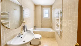 Villa for sale in La Duquesa
