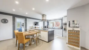 Se vende villa en La Reserva con 5 dormitorios