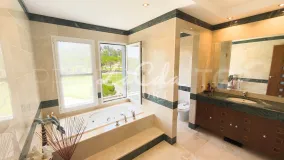 For sale 4 bedrooms villa in La Cala Golf Resort