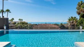 Elviria, villa en venta de 8 dormitorios
