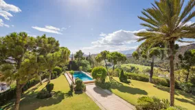 Villa con 6 dormitorios en venta en Benahavis