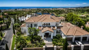 Se vende villa con 5 dormitorios en Los Flamingos