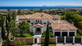 Se vende villa con 5 dormitorios en Los Flamingos
