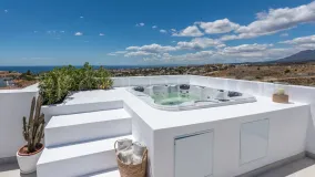 Ático en venta de 3 dormitorios en Paraiso Pueblo
