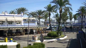 Estepona, apartamento planta baja en venta de 2 dormitorios