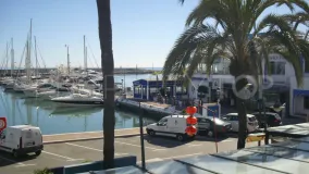 Estepona, apartamento planta baja en venta de 2 dormitorios