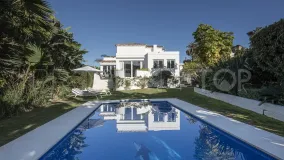 4 bedrooms villa for sale in Nueva Andalucia