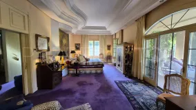 For sale villa in Guadalmina Baja with 3 bedrooms