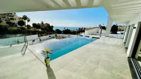 Villa con 5 dormitorios a la venta en Mijas Costa