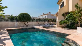For sale Nueva Andalucia 5 bedrooms villa