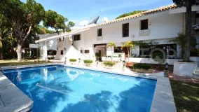 Cabopino villa for sale