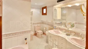 Cabopino villa for sale