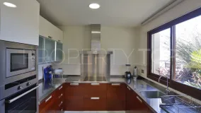 Nueva Andalucia 2 bedrooms penthouse for sale