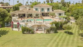 Se vende villa de 9 dormitorios en Sotogrande Alto