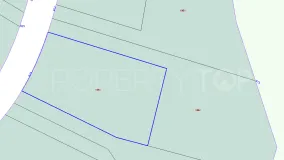 Plot in La Reserva for sale