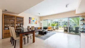 Marina de Sotogrande, atico duplex con 4 dormitorios a la venta