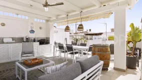 For sale town house in Estepona Old Town with 3 bedrooms