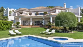 Villa en venta con 6 dormitorios en Paraiso Alto
