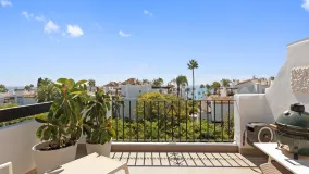 3 bedrooms duplex penthouse for sale in Alcazaba Beach