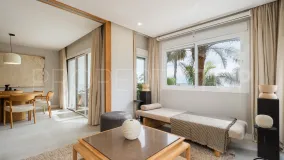 Apartment with 2 bedrooms for sale in Estepona Centre