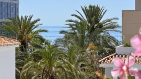 Adosado a la venta de 3 dormitorios en Estepona Casco Antiguo