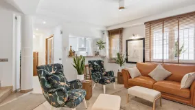 Adosado a la venta de 3 dormitorios en Estepona Casco Antiguo