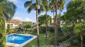 Apartamento en venta en Selwo Hills con 3 dormitorios