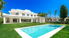 Las Lomas del Marbella Club, villa de 5 dormitorios en venta