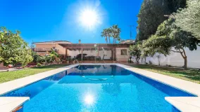 Villa en venta en Marbella Ciudad con 5 dormitorios