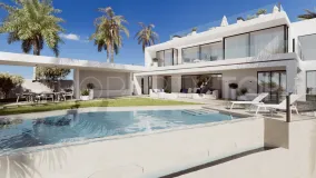 6 bedrooms Cascada de Camojan villa for sale