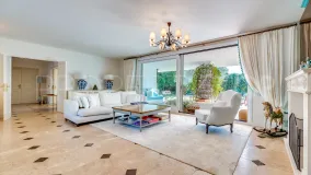 Comprar villa en Nagüeles