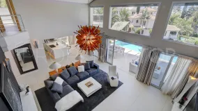 Buy Nueva Andalucia 5 bedrooms villa