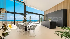 Buy villa with 4 bedrooms in Los Altos de los Monteros