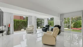 Se vende villa en Nagüeles con 3 dormitorios