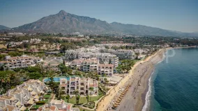 Town house for sale in Beach Side Golden Mile