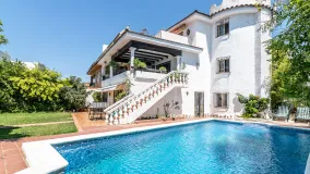 Comprar villa con 6 dormitorios en Marbella Centro