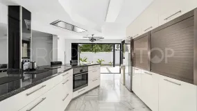 5 bedrooms San Pedro Playa villa for sale