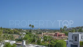 Penthouse for sale in Nueva Andalucia