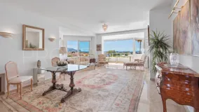 Apartment for sale in Guadalmina Alta with 3 bedrooms