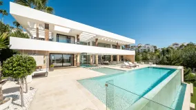 Villa for sale in La Alqueria with 5 bedrooms
