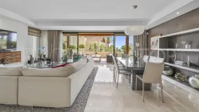 Se vende apartamento en Golden Mile con 3 dormitorios