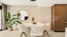 3 bedrooms town house in Golden Mile for sale
